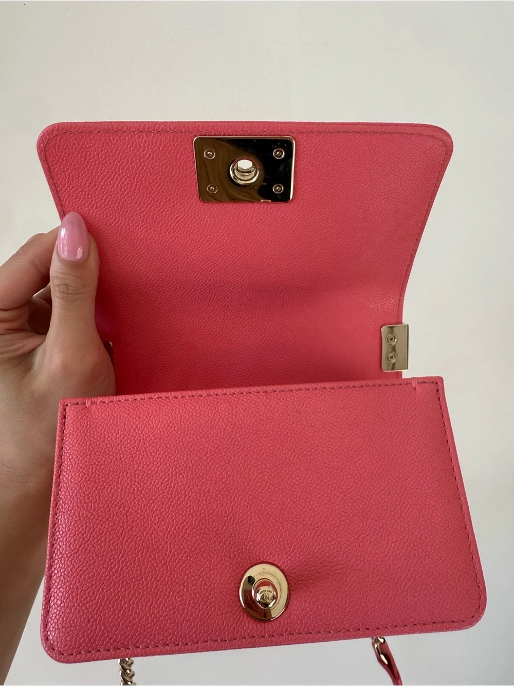 CHANEL RARE Mini Boy Bag Pink Quilted Chevron Boy Crossbody with Gold Hardwarde